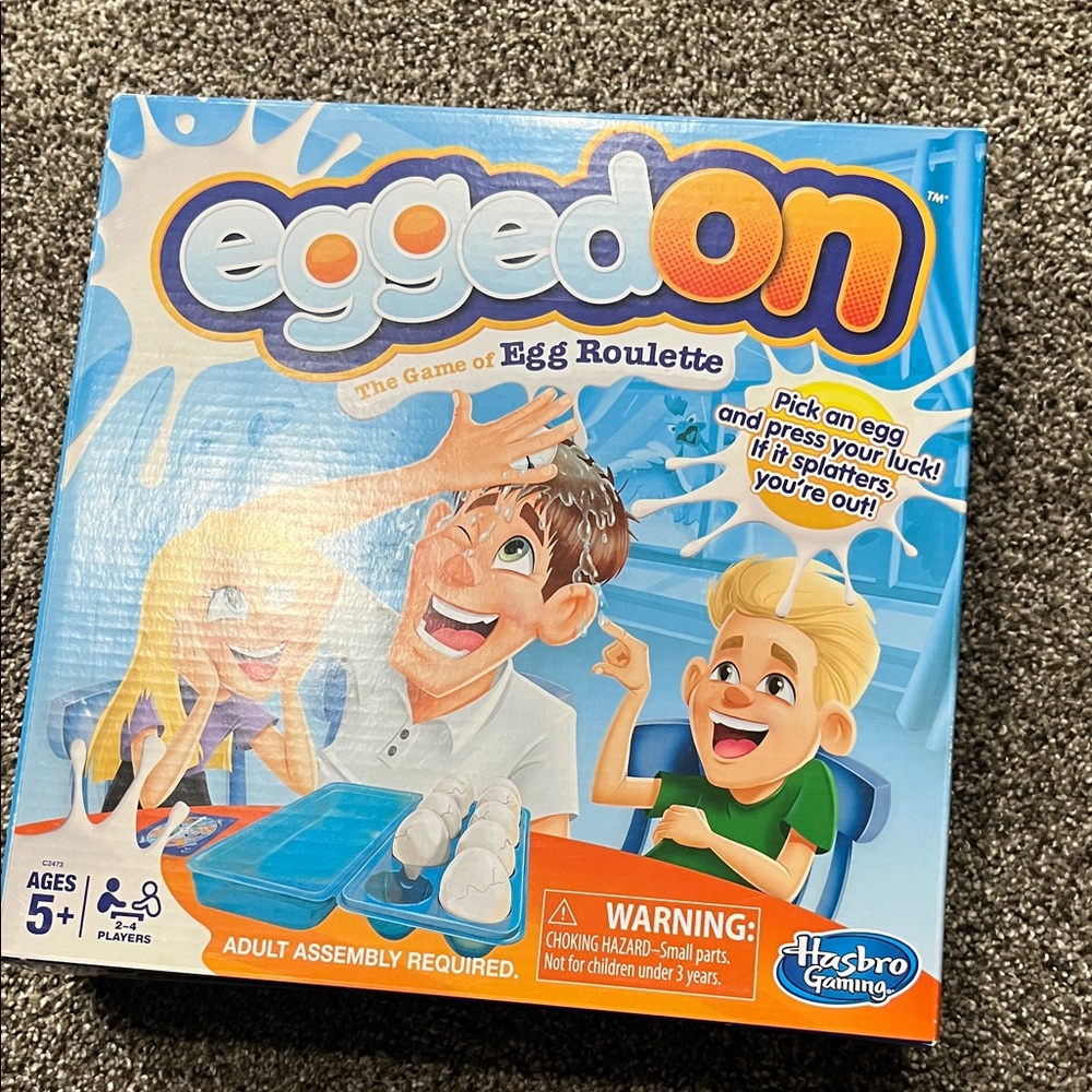 Hasbro Egged On Game - Blue and Yellow